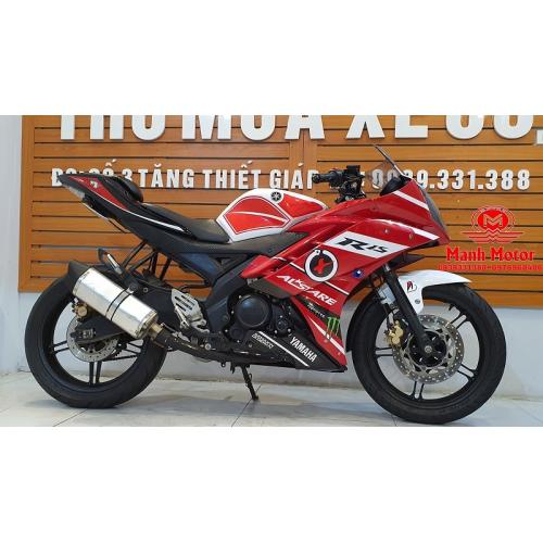 bán xe Yamaha R15 v2 đời 2016 màu đỏ trắng giá 3x triệu bán xe Yamaha R15 v2 đời 2016 màu đỏ trắng giá 3x triệu